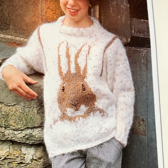 Knitting Book of Patterns based upon Beatrix Potter’s watercolors - Picture 3 of 9